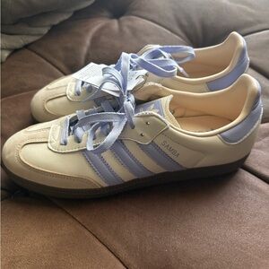 Adidas Samba Shoes in Cream and Lavender - Women's Sz 9